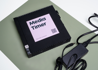 Adaptables Media timer showcased on a table